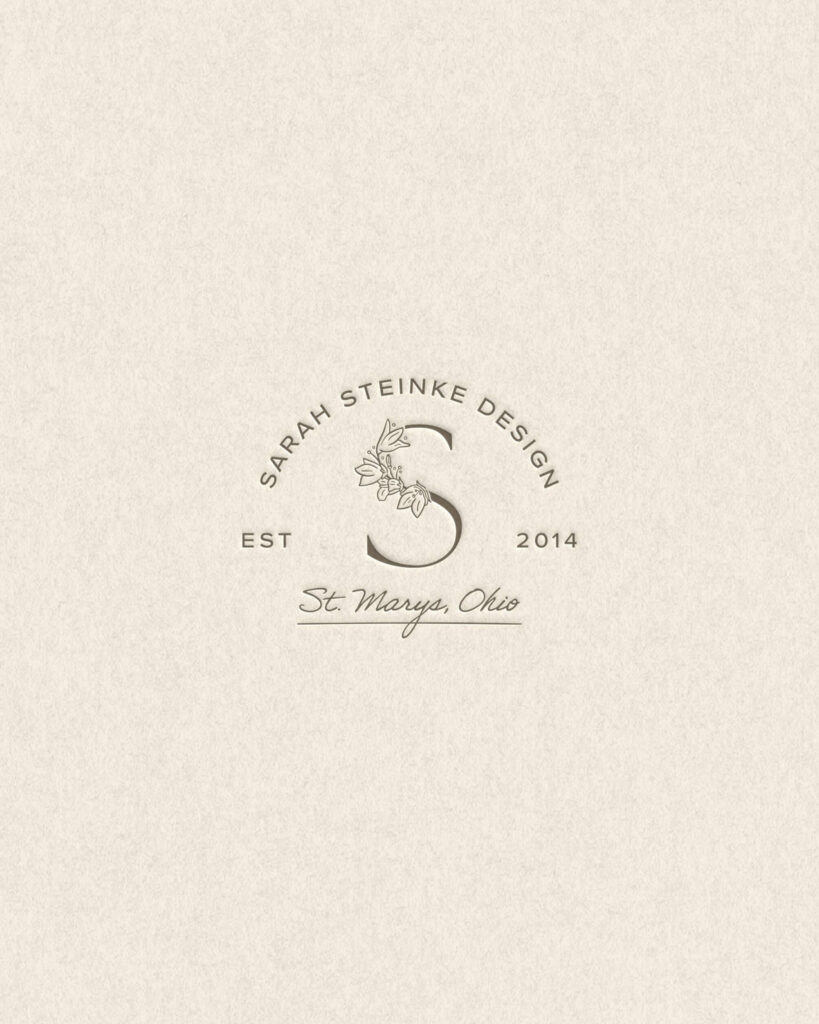 Floral custom logo design for Sarah Steinke wedding photographer